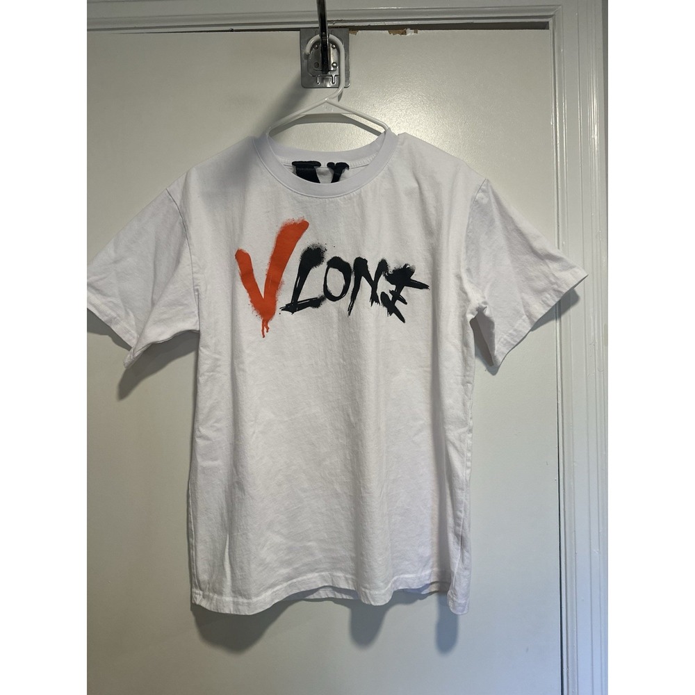 VLONE Orange Spray Paint Sz: XL Graffiti V Logo Streetwear ASAP Mob Hip Hop Tee